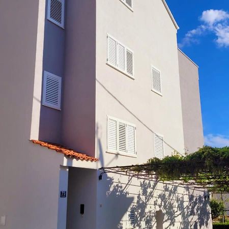 Sunshine Apartments Подстрана Екстер'єр фото